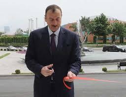 Prezident Kür çayı üzərində yeni körpünün açılışını edib