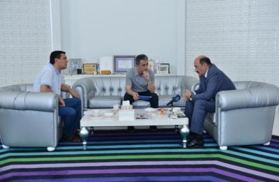 Əbülfəs Qarayev: “Özümü kitabsız, mütaliəsiz təsəvvür edə bilmirəm”