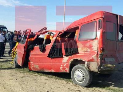 Mikroavtobusun yük maşını ilə toqquşması zamanı ölənlərin adı məlum oldu - Yenilənib