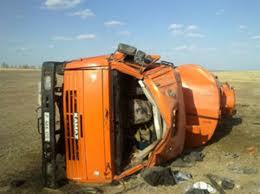 Gədəbəydə Kamaz aşdı