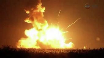 ABŞ-ın daşıyıcı raketi start zamanı partladı