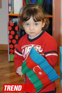 Bakının uşaq bağçalarında bayraq aksiyası - Fotolar
