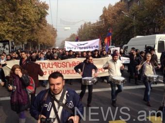 Ermənistan müxalifəti İrəvanda kütləvi aksiya keçirib