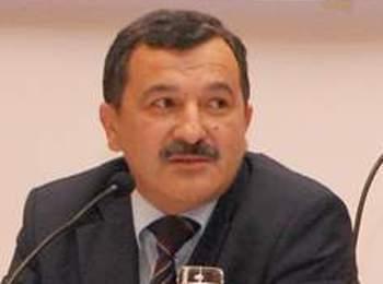 Aydın Mirzəzadə : “Partiyadaxili fraksiyaların olmasını istəmirik”
