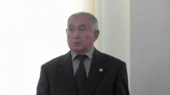 Zahid Qaralov vəfat edib