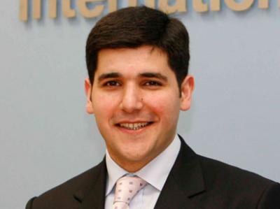 “Hakimiyyətin prezidentliyə vahid namizədi var”