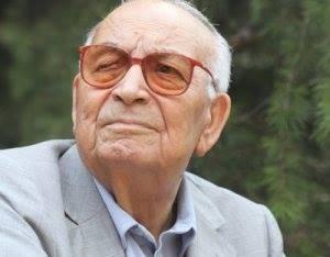 Görkəmli türk yazıçısı Yaşar Kamal vəfat edib