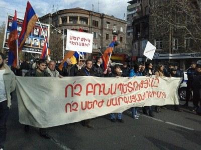Ermənistanda etiraz aksiyası