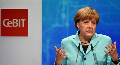 Merkel Çin ilə İT sahəsində tərəfdaşlığa çağırıb