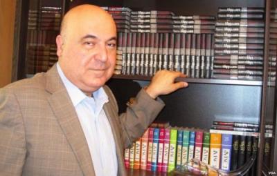 Çingiz Abdullayev rəsmən “Neftçi”nin rəhbəri oldu