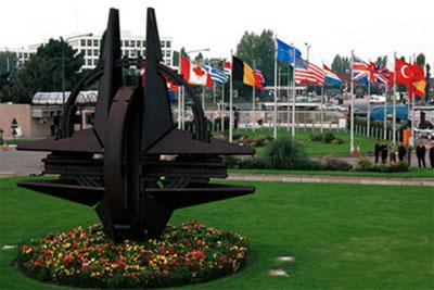 Ukrayna NATO-dan təhlükəsizliklə bağlı təminat istəyib