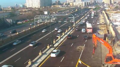 Heydər Əliyev prospektinin şəhər istiqamətində köməkçi yolu açılıb