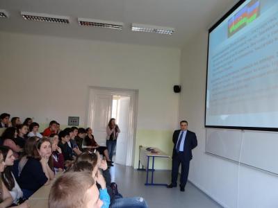 Multikulturalizm Mərkəzi Çexiyada monitorinq keçirib