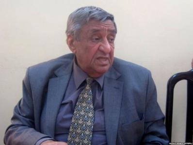 Arif Məlikov qızıl medalla təltif olundu