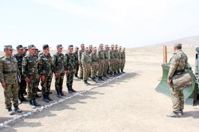 Mühəndis-istehkam birləşmələrinin təlimləri keçirilib