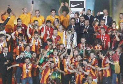"Qalatasaray" kubokuna qovuşdu
