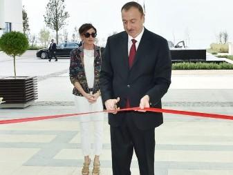 Prezident Boks Federasiyasının və “Qafqaz Baku Sport Hotel”in açılışlarında