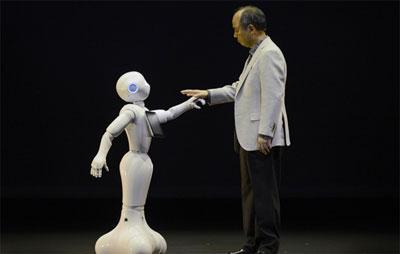 İnsan emosiyalarını anlayan robotların hamısı bir dəqiqəyə satılıb