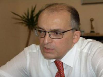 “Qara dənizin dibi ilə boru xətti aparmaq olur, Xəzərin dibi ilə olmur?”
