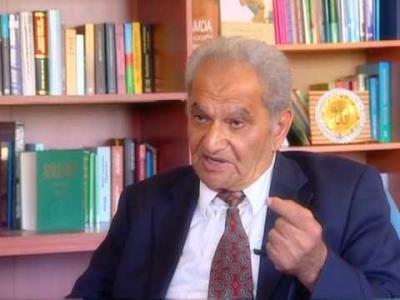 “Radikallarla mübarizə o demək deyil ki, əlinə çomaq almalısan"