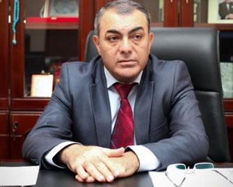 İsrafil İsrafilov jurnalisti məhkəməyə verdi