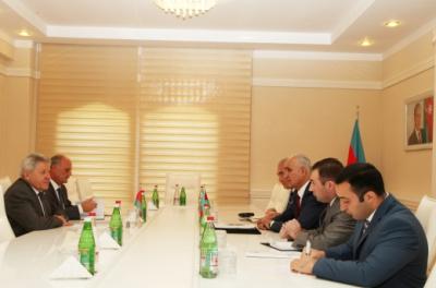 Şahin Mustafayev Belarus səfiri ilə görüşüb