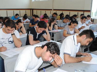 Ali məktəblərə bu ilin sonuncu qəbul imtahanı keçirilir