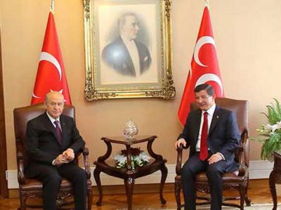 Davudoğlu Bağçalı ilə bir arada
