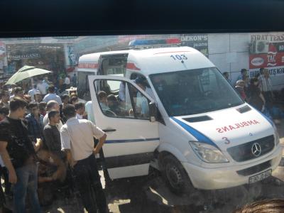 Bakıda kütləvi zəhərlənmə