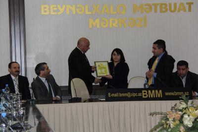 “Aşıq Şəmşir”  Mədəniyyət Ocağı BDU-nun tələbələrini mükafatlandırdı