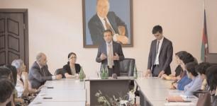 İtaliya səfiri Mədəniyyət və İncəsənət Universitetində tələbələrlə görüşüb