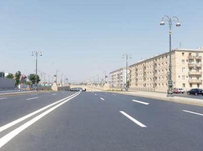 Bakının mərkəzi yollarından biri bağlandı