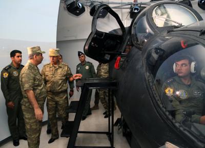 Hərbi pilotların hazırlıq mərkəzi açıldı
