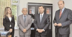Dillər Universitetində yeni informasiya mərkəzi açılıb