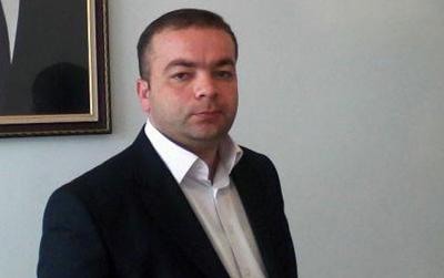 İntihar edən rəisin 3 məktubu tapıldı