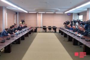 Azərbaycanla Türkiyə arasında gömrük və ticarət əlaqələrinin müzakirəsi aparılır