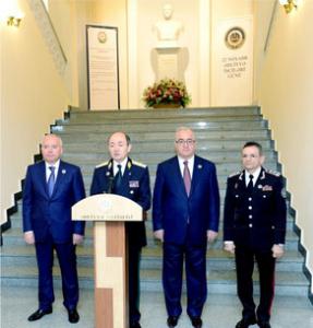 Mədət Quliyev ədliyyə işçilərini təbrik etdi