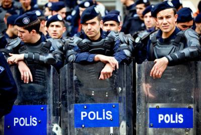 Polislərə əlavə səlahiyyətlər verildi