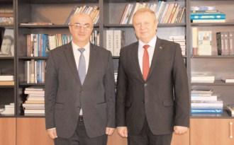 Belarus səfiri Bakı Slavyan Universitetində olub