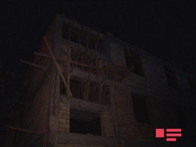 Bakıda fəhlə 4-cü mərtəbədən yıxılaraq ölüb