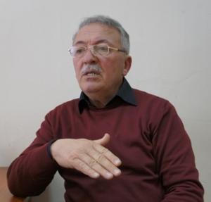 Dilçilik İnstitutunun əməkdaşı vəfat etdi