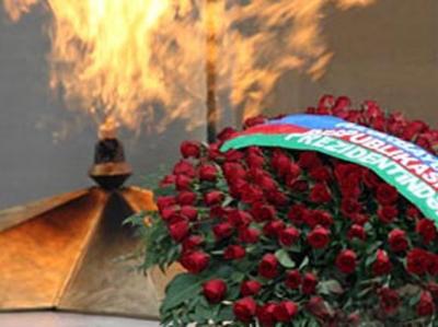 20 Yanvar şəhidlərinin xatirəsi bir dəqiqəlik sükutla yad edilib