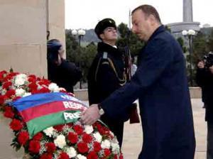 Azərbaycan prezidenti Şəhidlər xiyabanını ziyarət edib