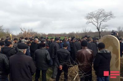 Meyiti tapılan neftçi dəfn olunub