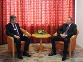 İlham Əliyev “Microsoft”un prezidenti ilə görüşdü