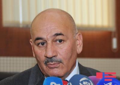 Dövlət Komissiyasının işçi qrupunun katibi təqaüdə göndərildi
