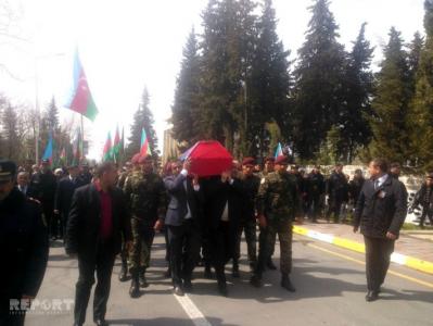 Daha bir şəhid torpağa tapşırıldı
