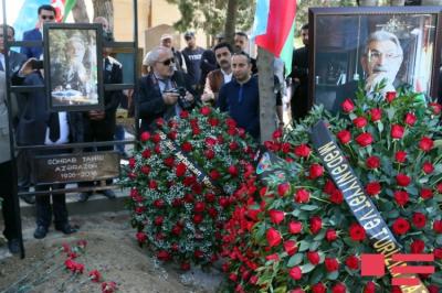 Xalq şairi Söhrab Tahir dəfn olundu