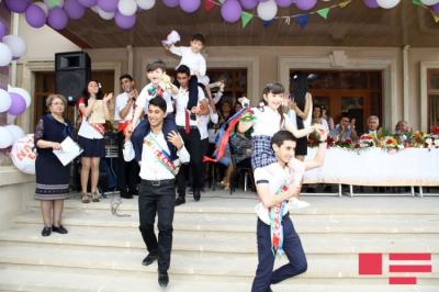 “Son zəng” günü Bakı məktəbləri polis nəzarətində olacaq