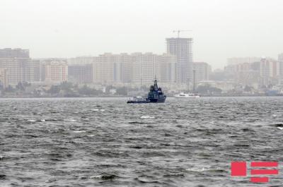 Azərbaycanlı sürücülər Aktau limanında problemlərlə üzləşir